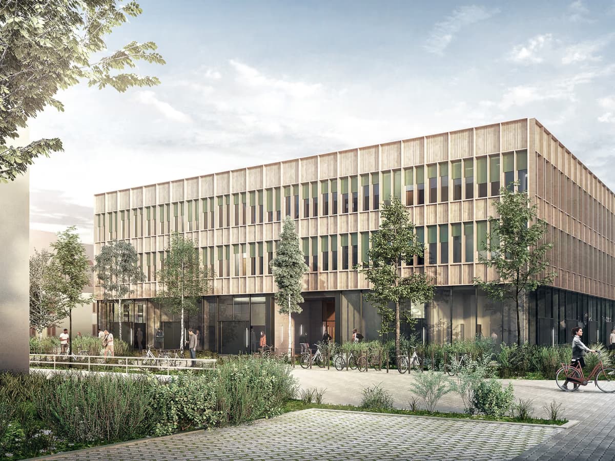 Architekturvisualisierung des Weinberg Campus Innovation Hub: ein dreigeschossiger Bau mit heller Holzfassade und grünen Fensterelementen, davor Bäume, Fahrradständer und Passanten.